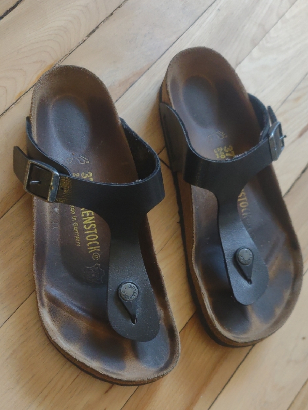 Birkenstock Black Kids Toe-Post Sandals with Buckle - Picture 2 of 11